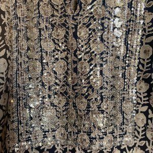 Indian / Pakistani Dress (Salwaar Kameez)